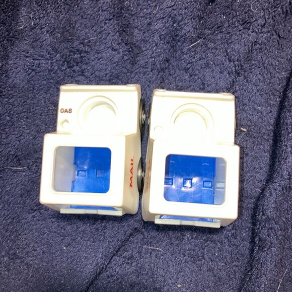 Fisher Price Little People Mail Truck 1986 Lot Of 2, Vintage Toy Collectibles - Picture 6 of 7